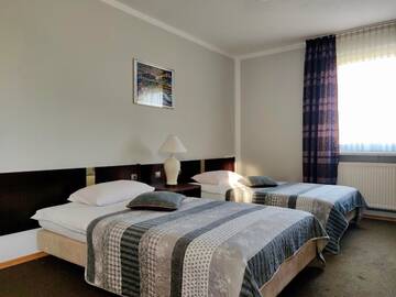 Фото номера Четырехместный номер Отель Hotel Pawłowski г. Згожелец 6