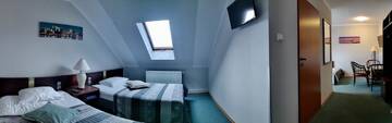 Фото номера Трехместный номер эконом-класса Отель Hotel Pawłowski г. Згожелец 3