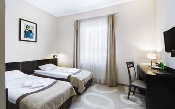 Фото номера Двухместный номер с 2 отдельными кроватями Отель Hotel Picaro Żarska Wieś Północ A4 kierunek Niemcy г. Згожелец 8