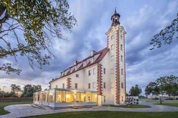 Фотографии Отель Pałac Łagów г. Згожелец (Польша) №2 Фото Отель Pałac Łagów г. Згожелец 2